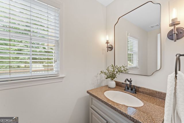 186 W Chestnut Way, Dallas, GA 30132