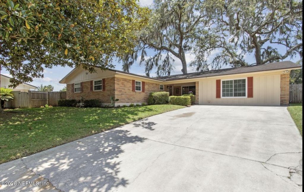 1054 HARVEST Cove, Jacksonville, FL 32221