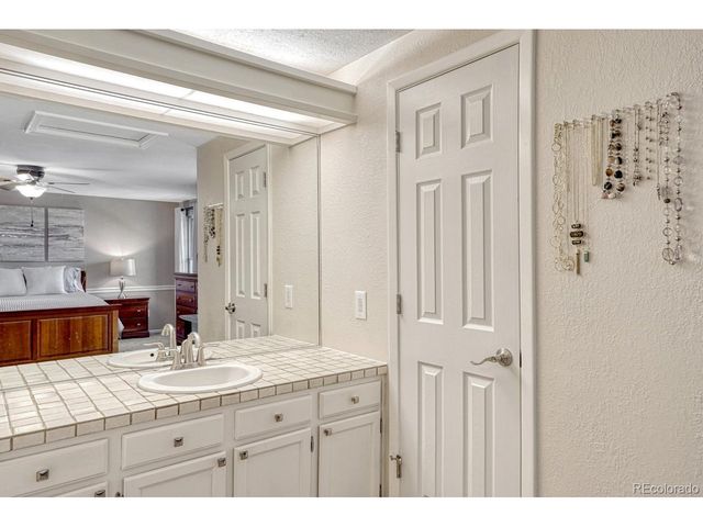 14165 E Quinn Cir, Aurora, CO 80015