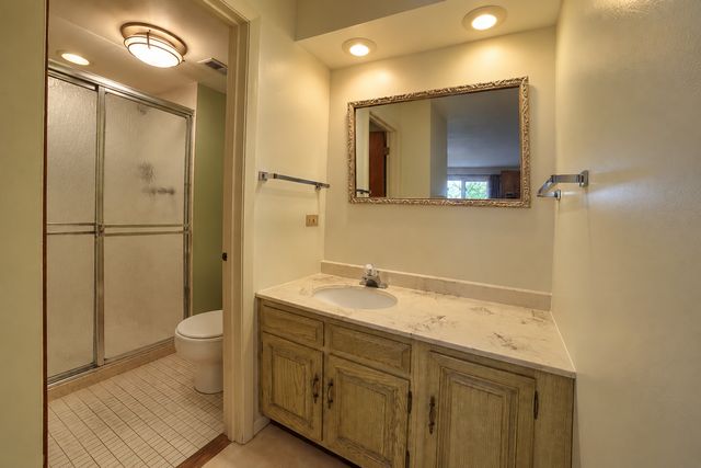 2001 Sherman Avenue 407, Evanston, IL 60201