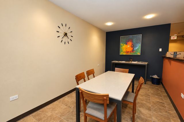 2001 Sherman Avenue 407, Evanston, IL 60201