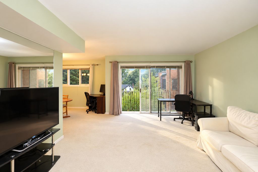 2001 Sherman Avenue 407, Evanston, IL 60201 — photo 3