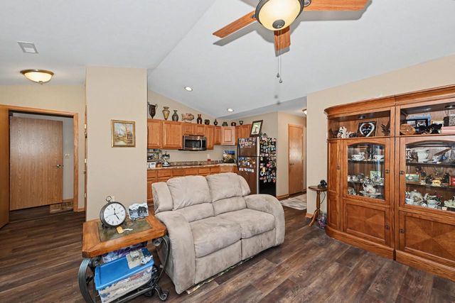 5730 Eagle Point DRIVE, Racine, WI 53406