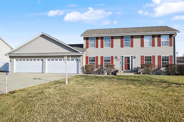 5730 Eagle Point DRIVE, Racine, WI 53406