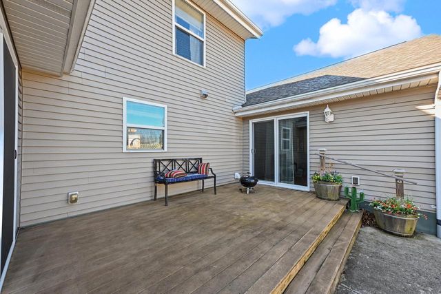 5730 Eagle Point DRIVE, Racine, WI 53406