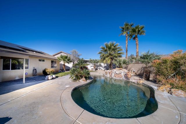 11788 Mountain Hawk Lane, Desert Hot Springs, CA 92240