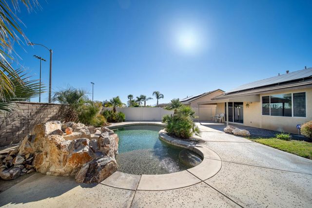 11788 Mountain Hawk Lane, Desert Hot Springs, CA 92240