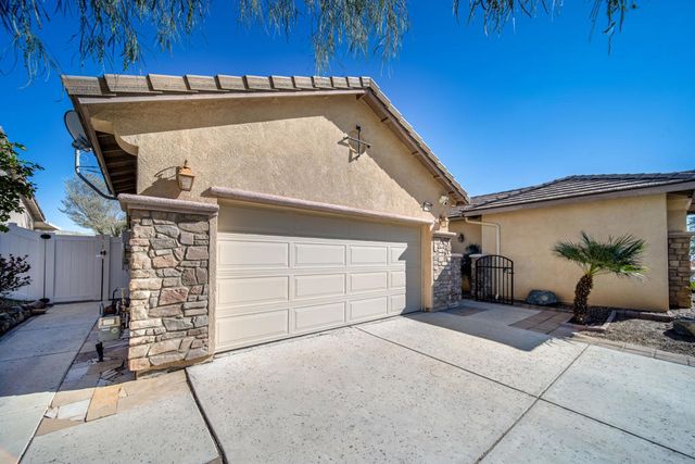 11788 Mountain Hawk Lane, Desert Hot Springs, CA 92240