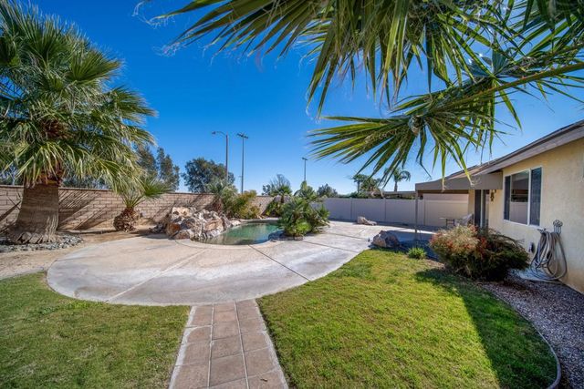 11788 Mountain Hawk Lane, Desert Hot Springs, CA 92240