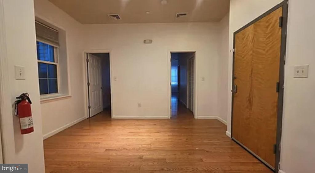 1332 W GIRARD AVE #A, PHILADELPHIA, PA 19123 — photo 3