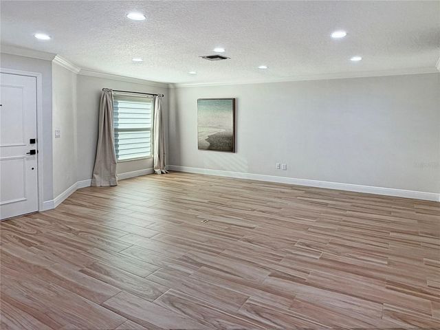 114 MAYFAIR COURT, Sanford, FL 32771