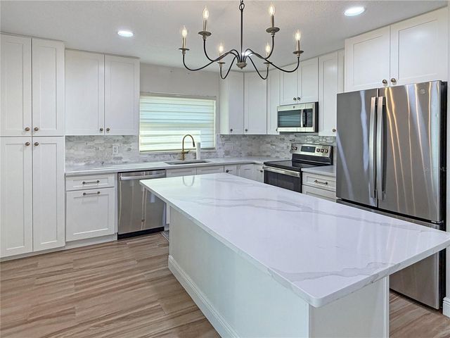 114 MAYFAIR COURT, Sanford, FL 32771