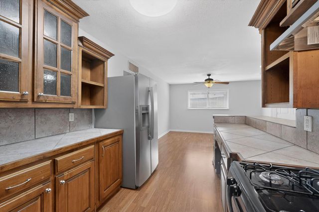 1900 Mimosa Drive, Arlington, TX 76012