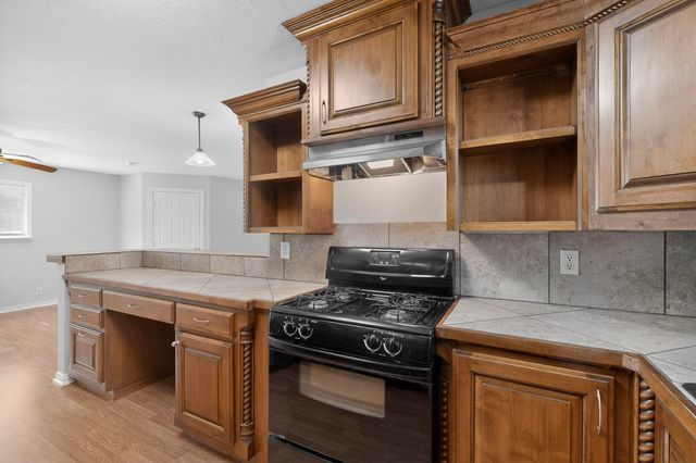 1900 Mimosa Drive, Arlington, TX 76012