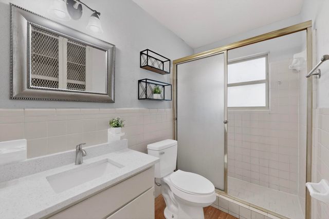 1900 Mimosa Drive, Arlington, TX 76012