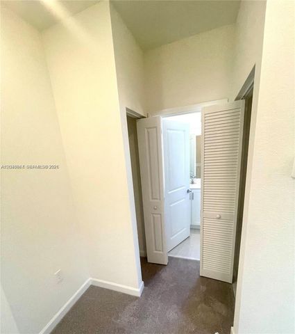3338 W 112th St, Hialeah, FL 33018