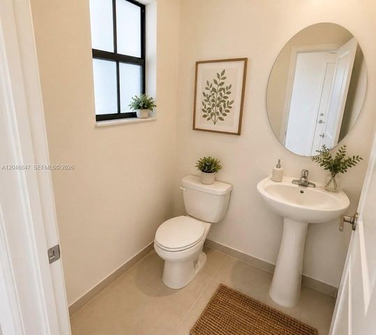3338 W 112th St, Hialeah, FL 33018
