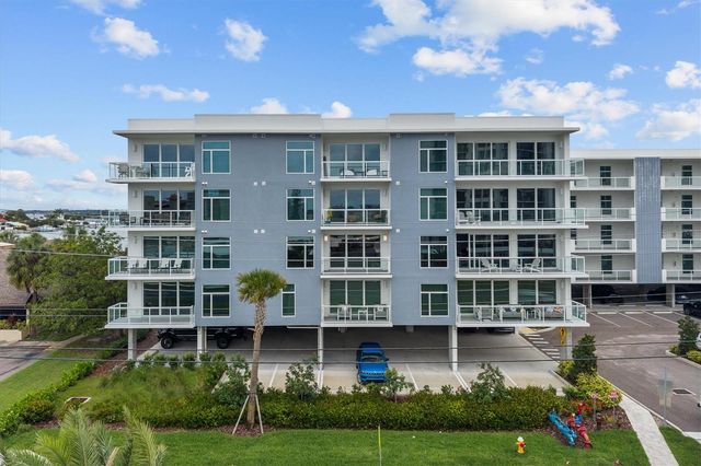 415 ISLAND WAY 311, Clearwater Beach, FL 33767