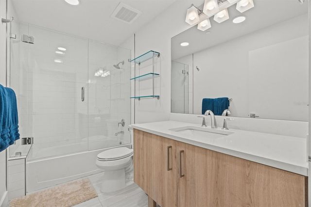 415 ISLAND WAY 311, Clearwater Beach, FL 33767