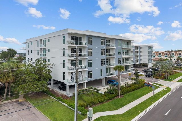 415 ISLAND WAY 311, Clearwater Beach, FL 33767