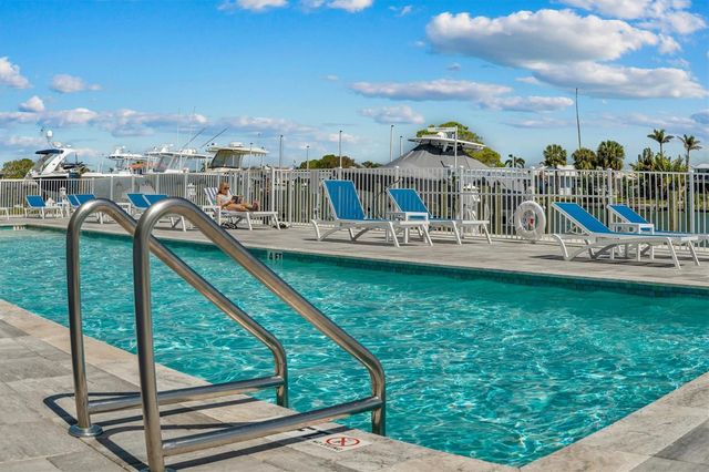 415 ISLAND WAY 311, Clearwater Beach, FL 33767