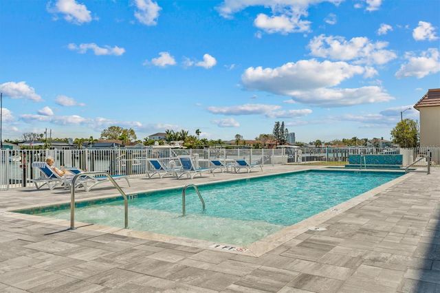 415 ISLAND WAY 311, Clearwater Beach, FL 33767