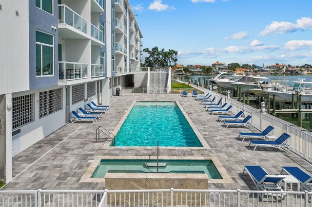 415 ISLAND WAY 311, Clearwater Beach, FL 33767