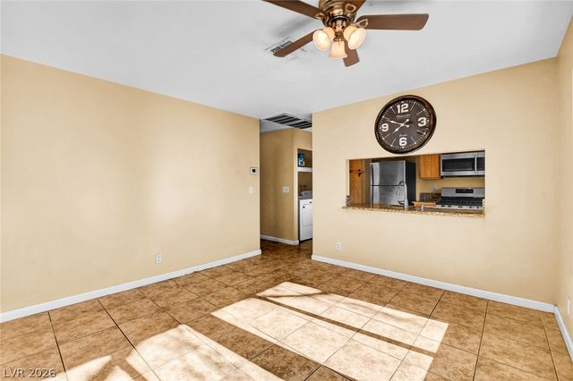 6872 Arroyo Avenue, Las Vegas, NV 89103