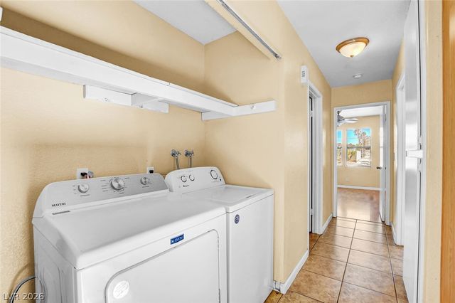 6872 Arroyo Avenue, Las Vegas, NV 89103