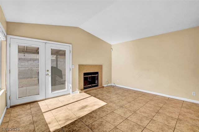 6872 Arroyo Avenue, Las Vegas, NV 89103