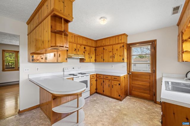 653 CELT RD, Stanardsville, VA 22973