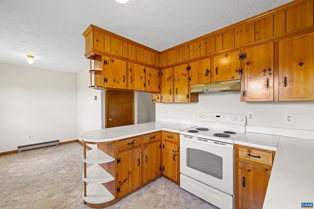 653 CELT RD, Stanardsville, VA 22973