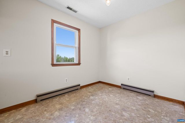 653 CELT RD, Stanardsville, VA 22973