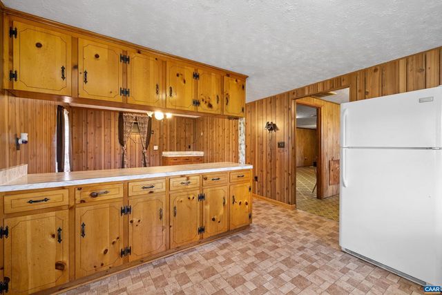 653 CELT RD, Stanardsville, VA 22973