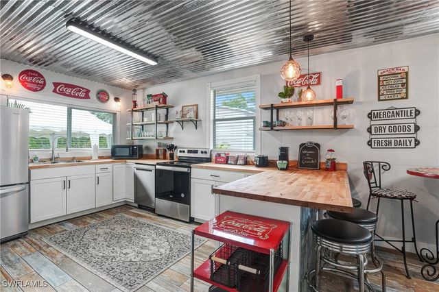 15100 Sweetwater CT, Fort Myers, FL 33912