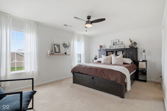 184 Thistlewood Drive, Greenfield, IN 46140