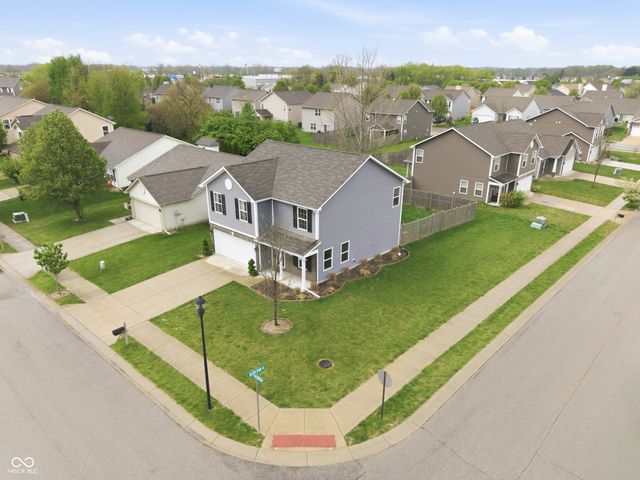 184 Thistlewood Drive, Greenfield, IN 46140