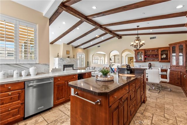 1000 MANDALAY BEACH Road, Oxnard, CA 93035