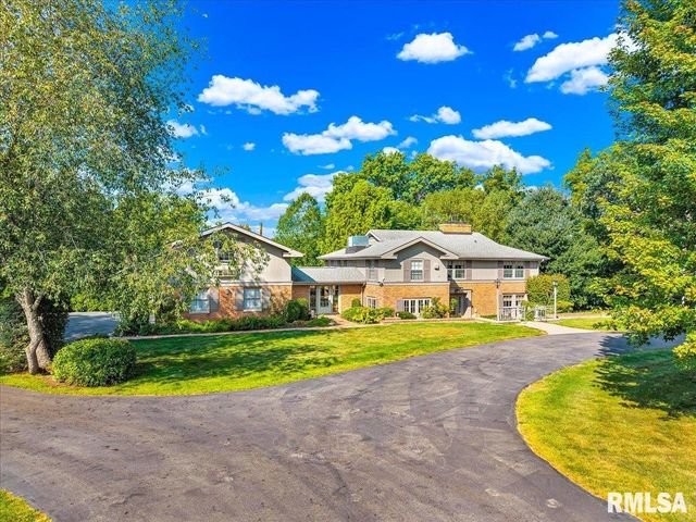 62 REDWOOD Circle, Canton, IL 61520