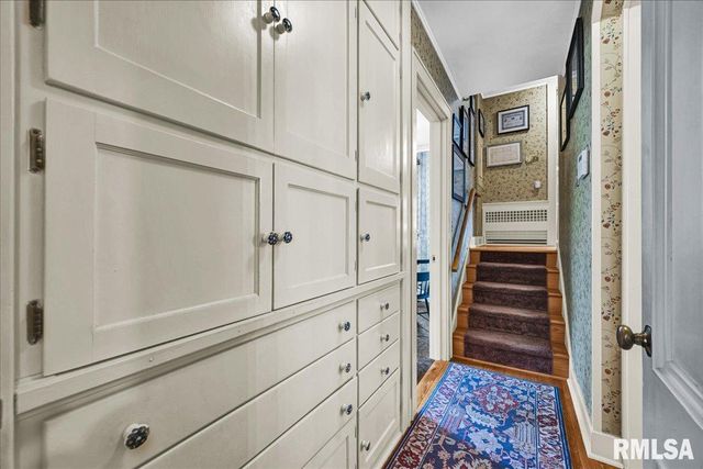 62 REDWOOD Circle, Canton, IL 61520