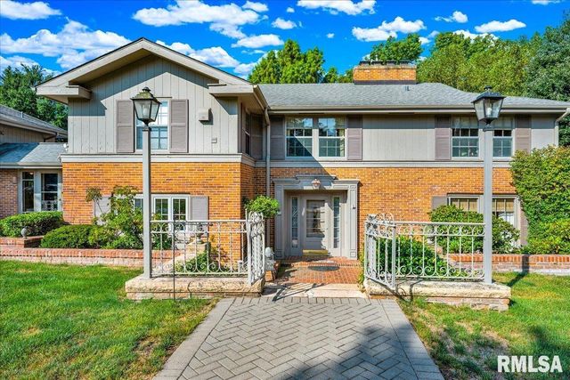 62 REDWOOD Circle, Canton, IL 61520