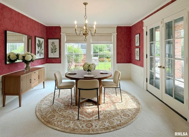 62 REDWOOD Circle, Canton, IL 61520