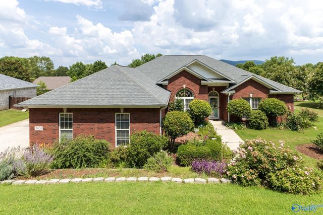 2406 Little Cove Road, Owens Cross Roads, AL 35763