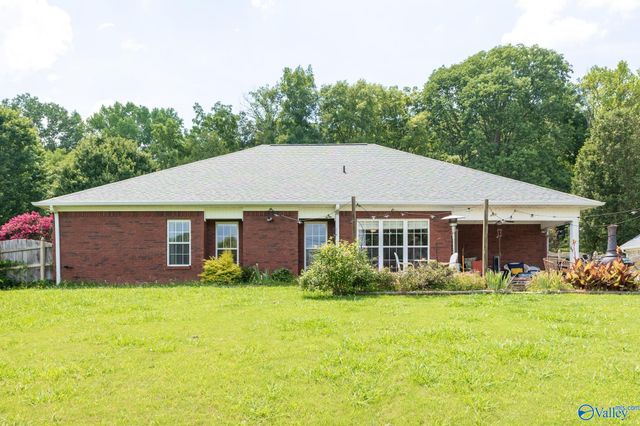 2406 Little Cove Road, Owens Cross Roads, AL 35763