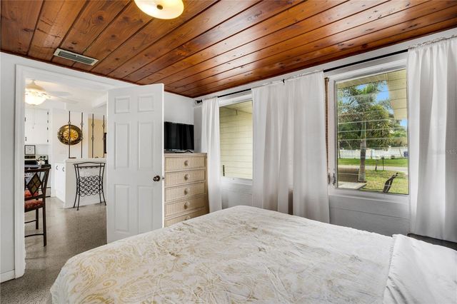 2830 SIESTA DRIVE, Venice, FL 34293