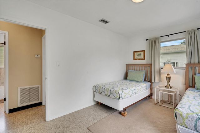 2830 SIESTA DRIVE, Venice, FL 34293