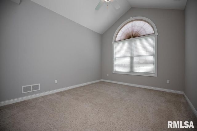 3519 W OAK CREEK Court, Dunlap, IL 61525