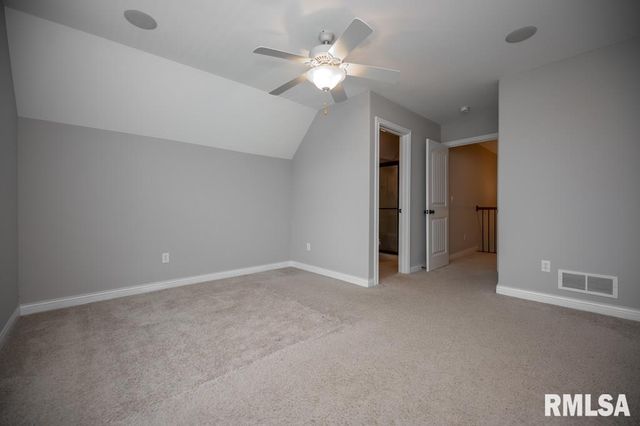 3519 W OAK CREEK Court, Dunlap, IL 61525