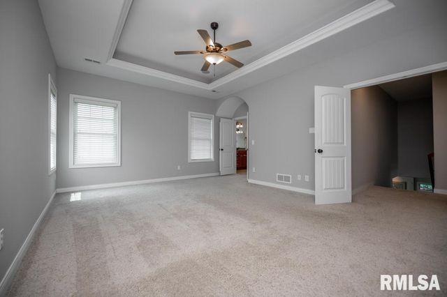 3519 W OAK CREEK Court, Dunlap, IL 61525