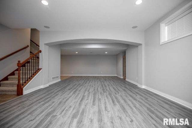 3519 W OAK CREEK Court, Dunlap, IL 61525